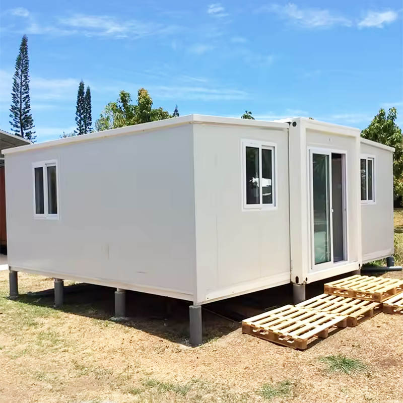Case de containere militare